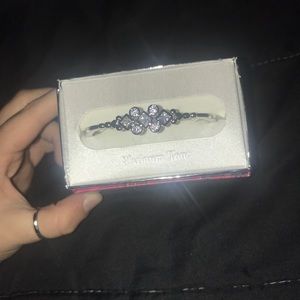 Bracelet Platinum Tone